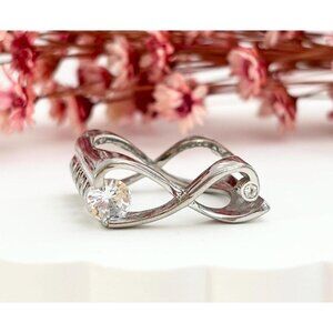 Silver Toned Infinity Double Barrel CZ Gemstone Vintage Ring - sz 9.75